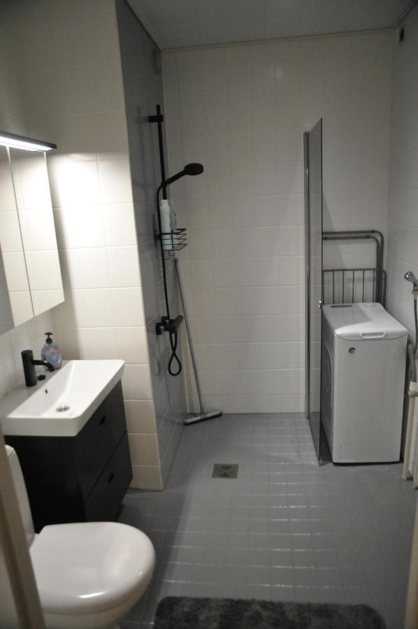 Apartment For Six Near Railway Station Rovaniemi Eksteriør billede